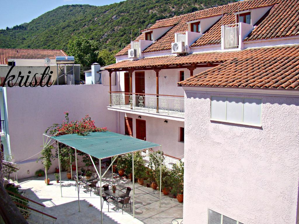 Apartament Kristi Poros  Zewnętrze zdjęcie
