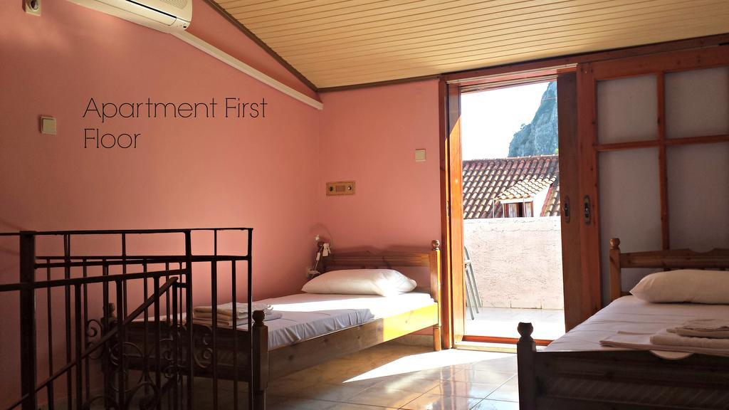 Apartament Kristi Poros  Zewnętrze zdjęcie