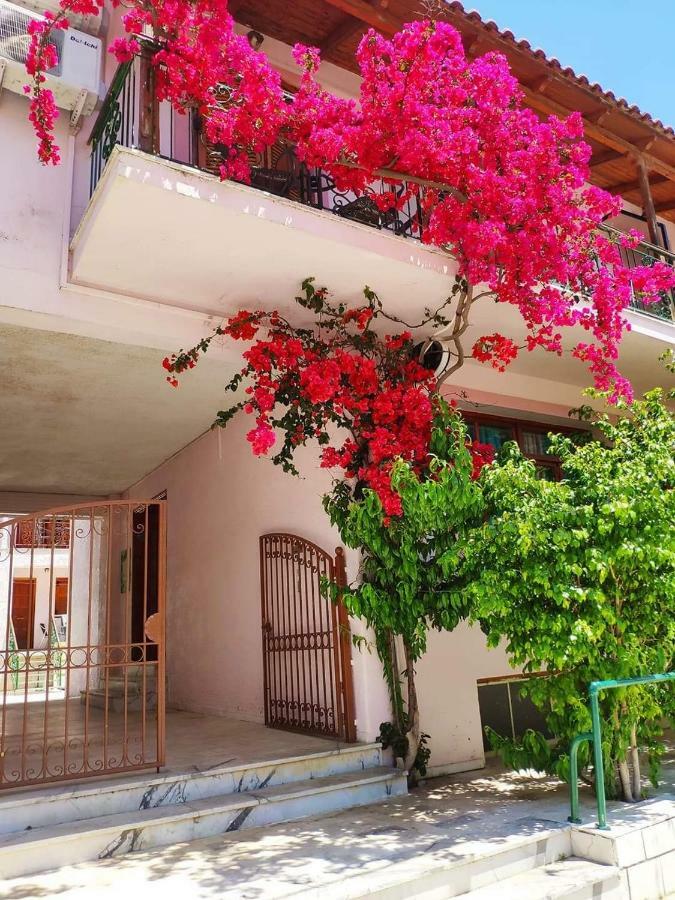 Apartament Kristi Poros  Zewnętrze zdjęcie